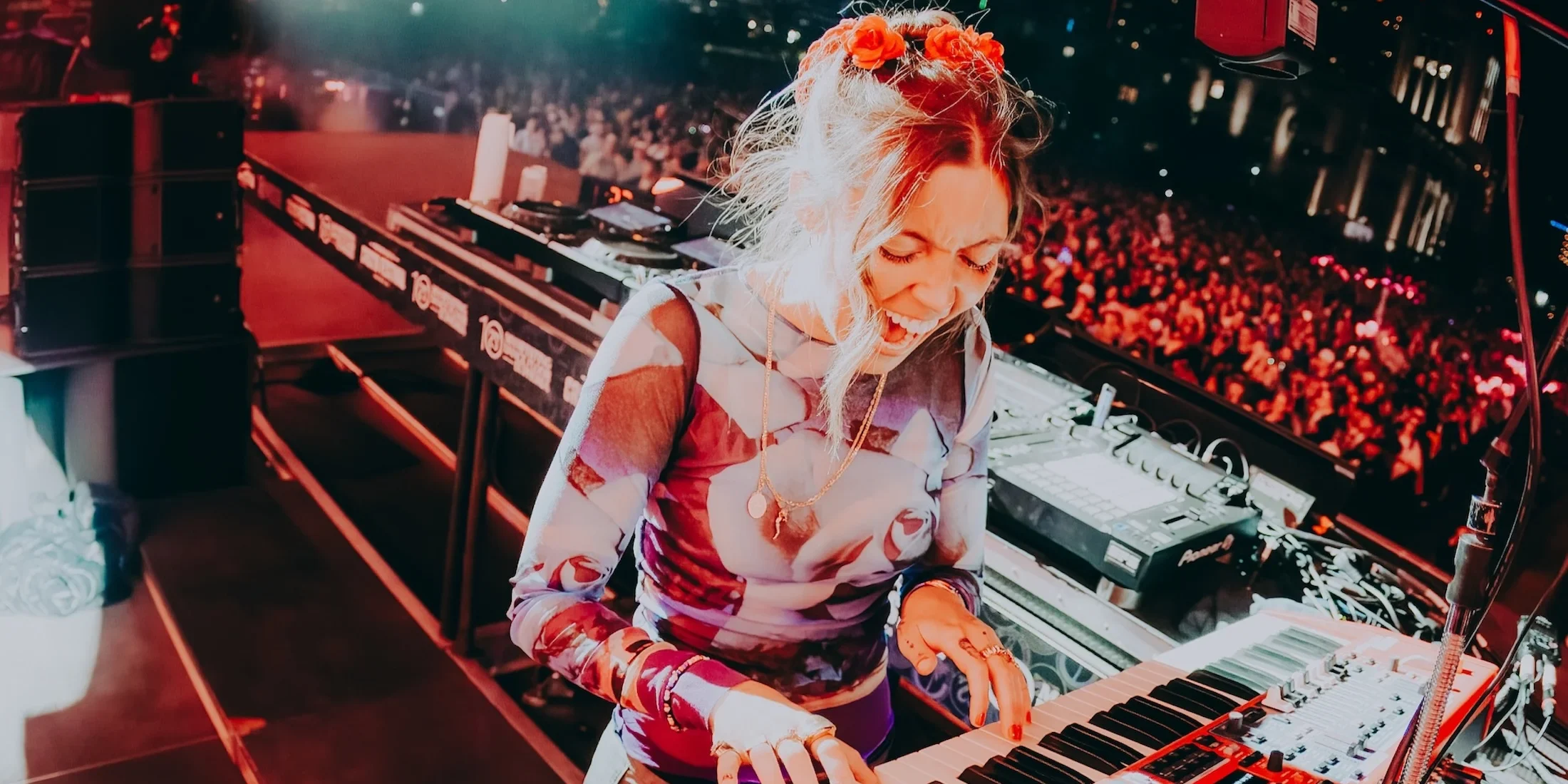 LP Giobbi tocando en una sesión de DJ