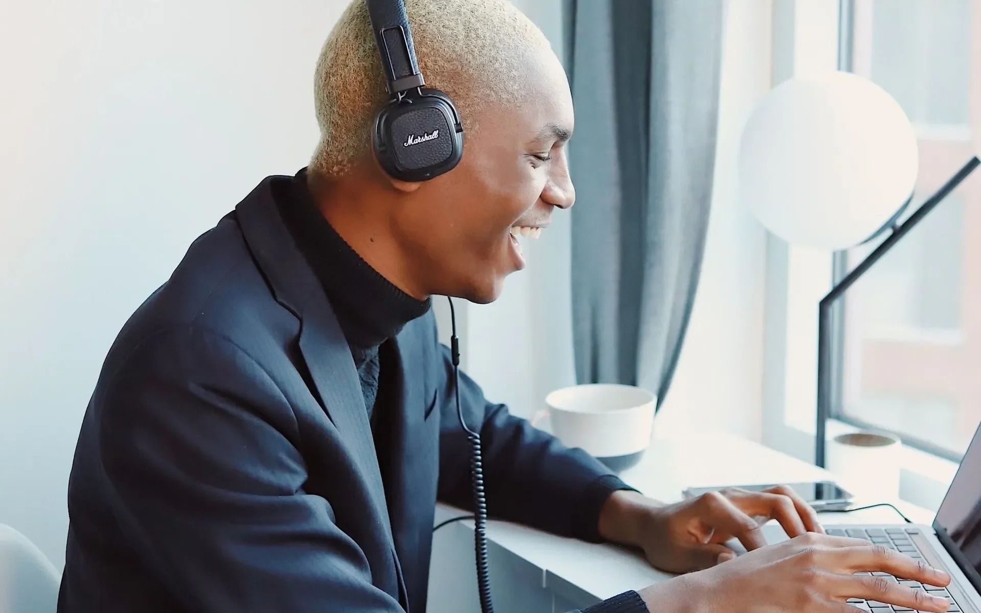 ¿qué son las líneas de la producción musical?